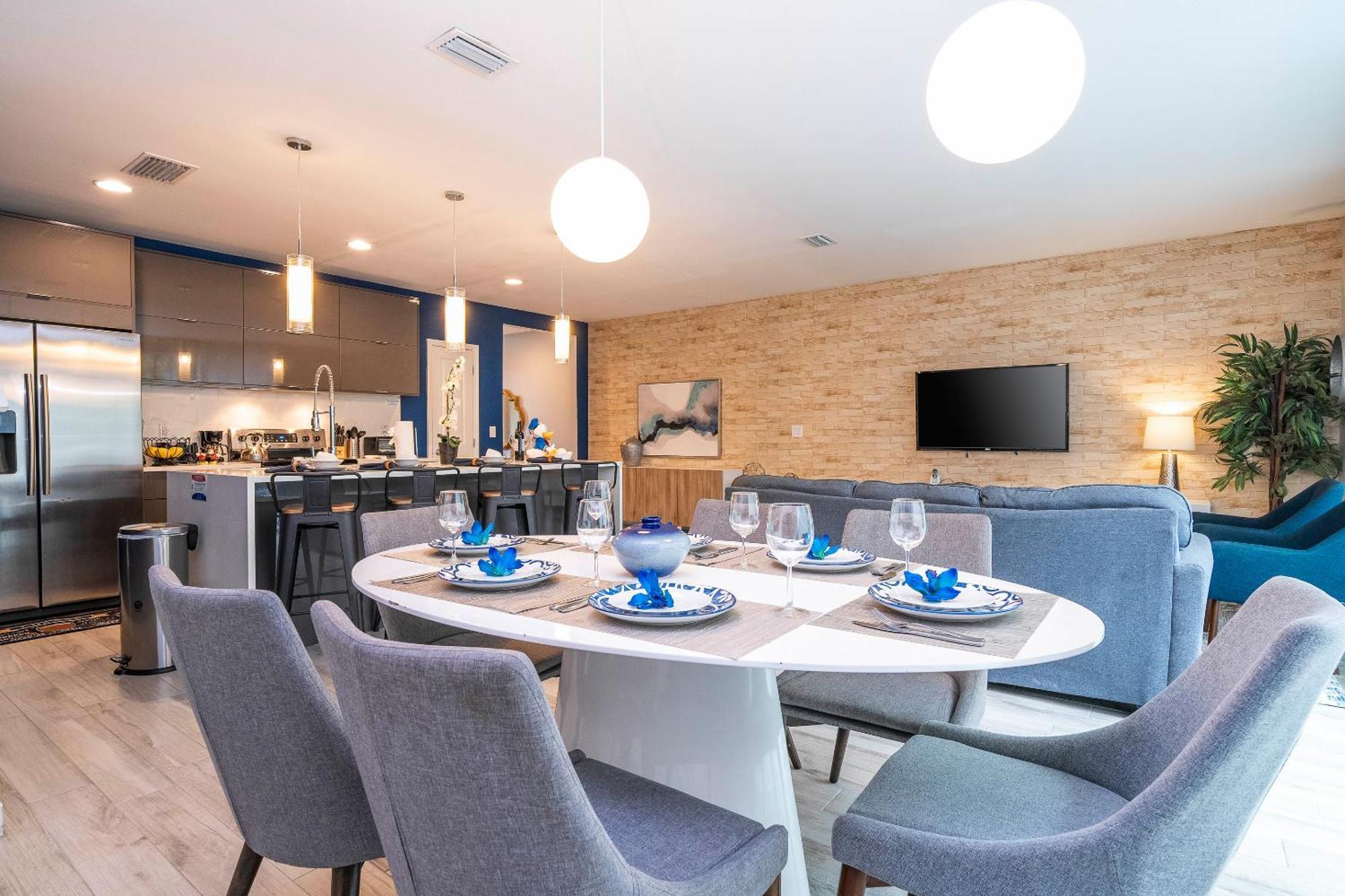 Holiday home Incredible 4br Near Parks With Splash Pool At Le Reve - 4459 *